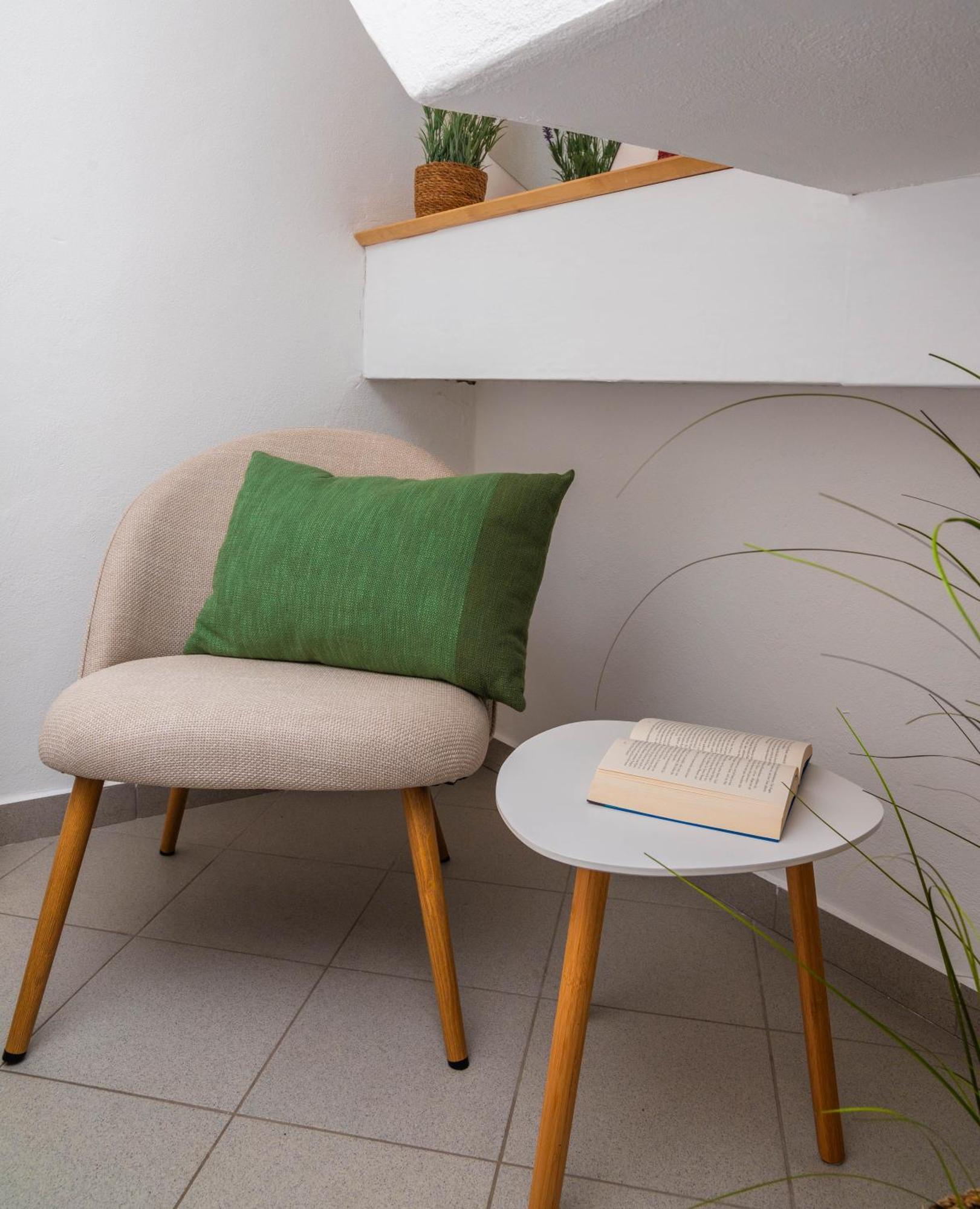 Lavanda Tribalj Extérieur photo